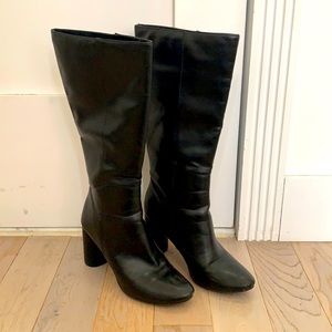 Chinese Laundry below the knee black leather boots